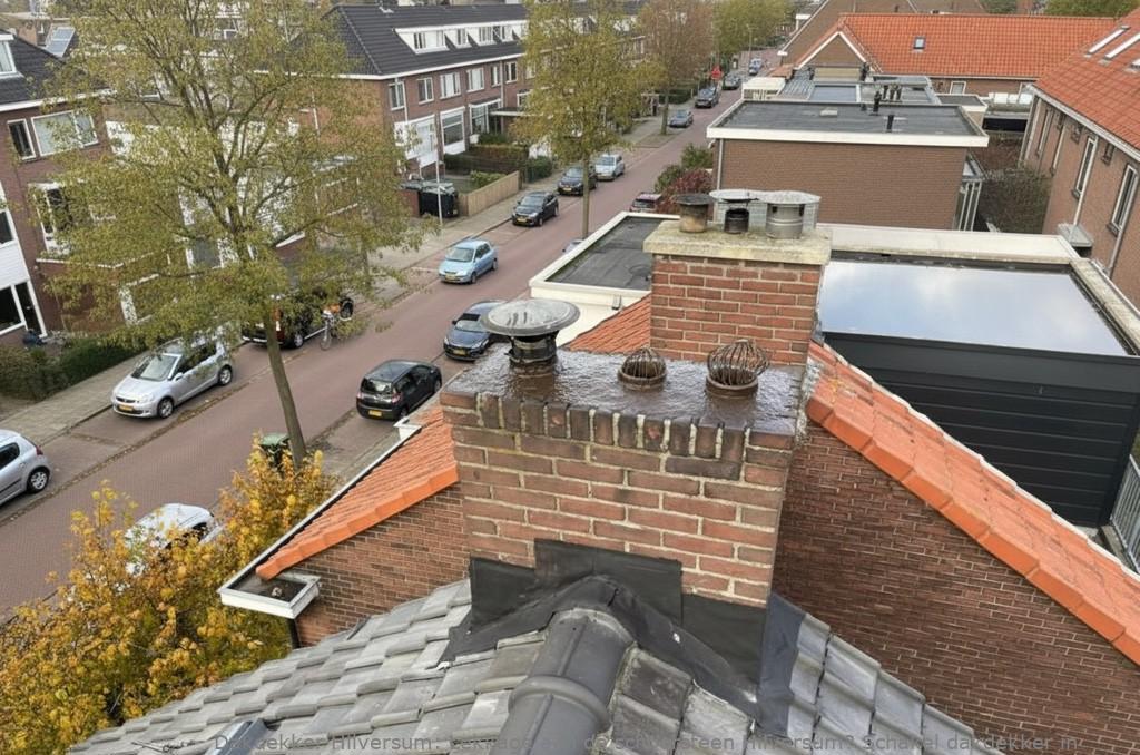 Lekkage aan de schoorsteen Hilversum? Schakel dakdekker in